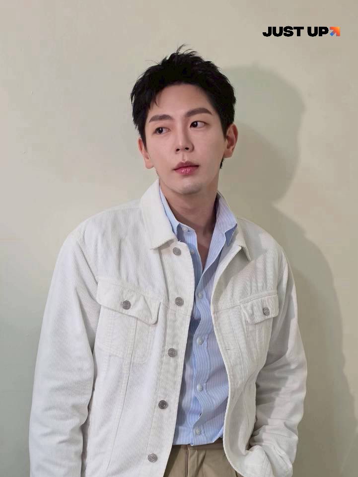 Justupbangkok's tweet photo. อัพ ภูมิพัฒน์ ในงาน
LET’S DURIAN

UP POOMPAT LETS DURIAN #CPAXTRAxUPPOOMPAT https://t.co/nKFA6ZIQb2