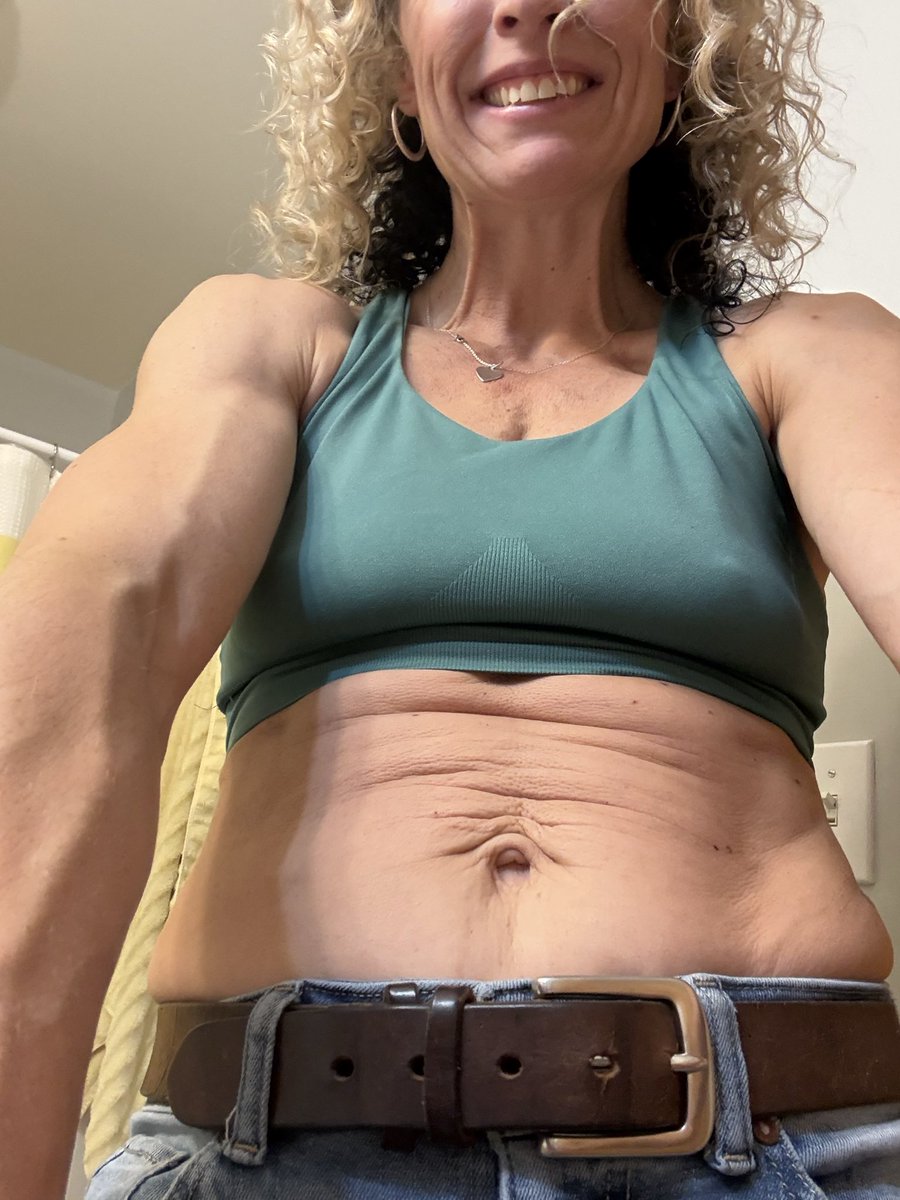 fit4life tweet media