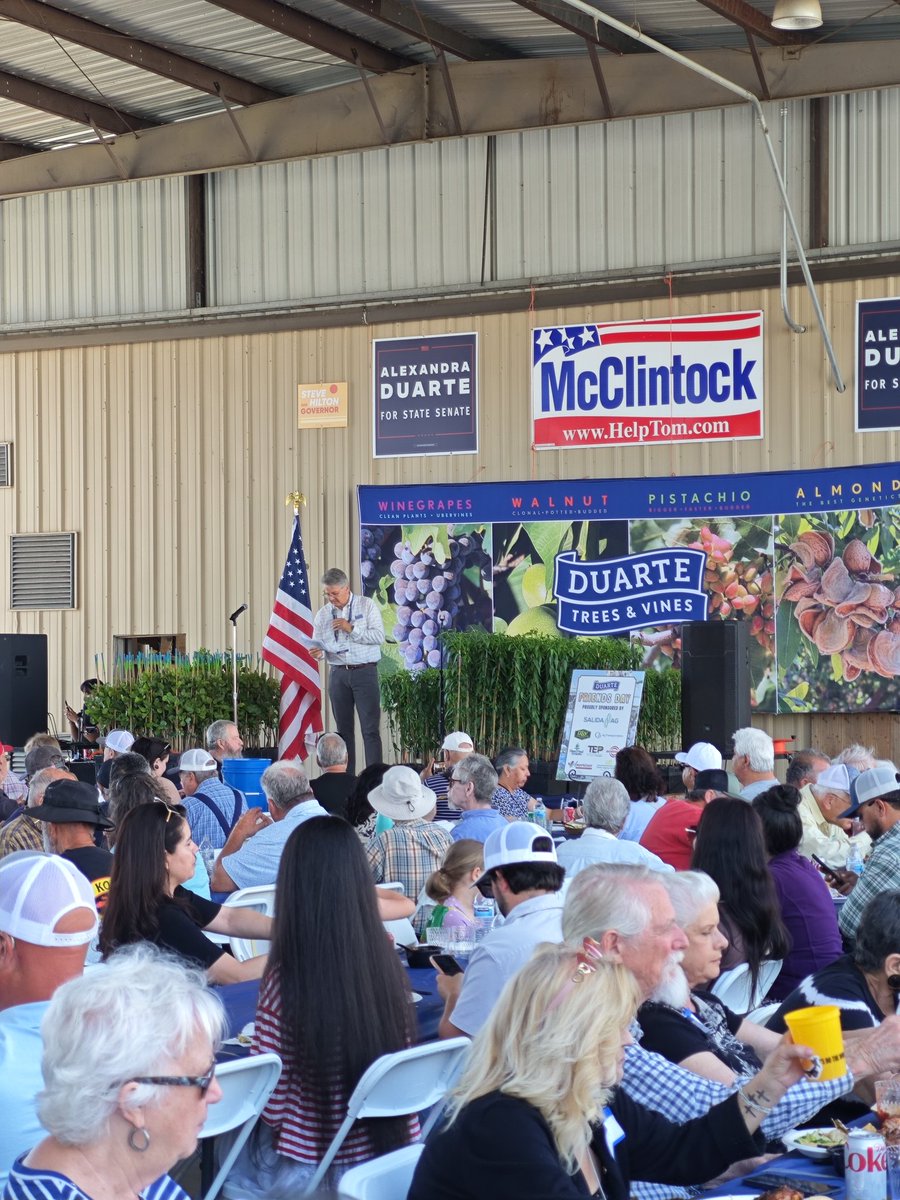 roigborrell's tweet photo. Thank you to Duarte Nursery for a wonderful Friends Day.

It was a privilege for @BORRELL_USA to be part of such a meaningful event, surrounded by great people, shared values, and a deep commitment to #California agriculture.

Days like this remind us why this industry is so special.