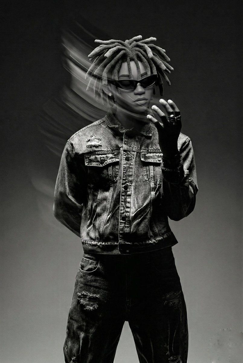 𝑬𝑽𝑨🦅 tweet media