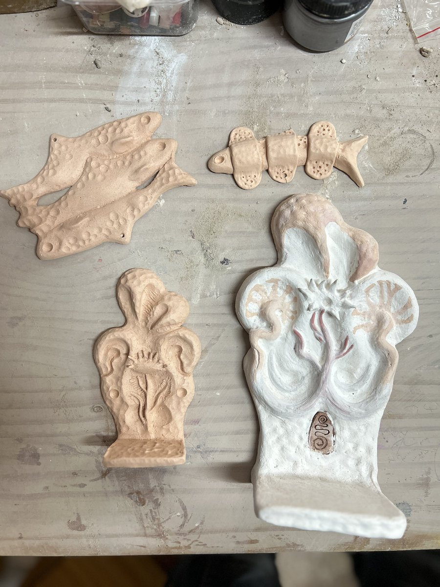 HC2S3u's tweet image. Unfinished but beautiful ceramic pieces. 🏺✨
#ceramics #wip #handmade #unfinishedbeauty