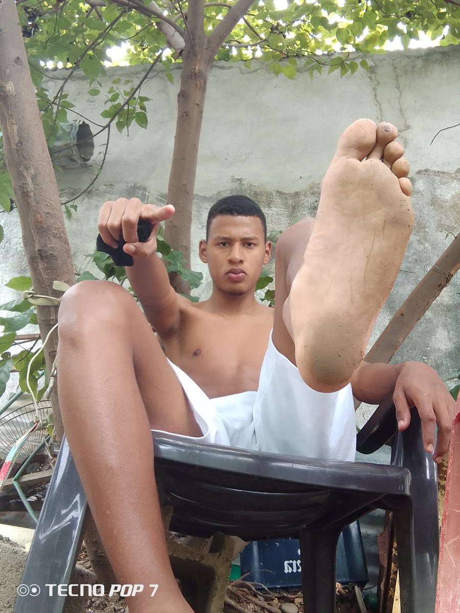 MasterVict91251's tweet photo. 🔥🤤🦶@slave_here @Jimmieguy_69 @promocion_pies @PromoJacked @feetfanclub @GemnasRosales @EdgingPNW https://t.co/ZVPyumnd9x