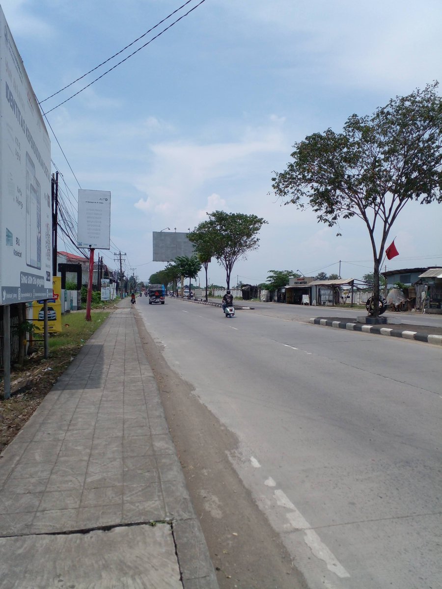 HermanRohmat's tweet photo. Tugas luar kota diawali dari:
-berangkat dari st. Pwt (kamandaka)
-singgah di st. Bumiayu
-ambil berkas di PA. Brebes
-lanjut urus surat pindah di Disdukcapil Kab. Brebes https://t.co/EFkPbRKxF8
