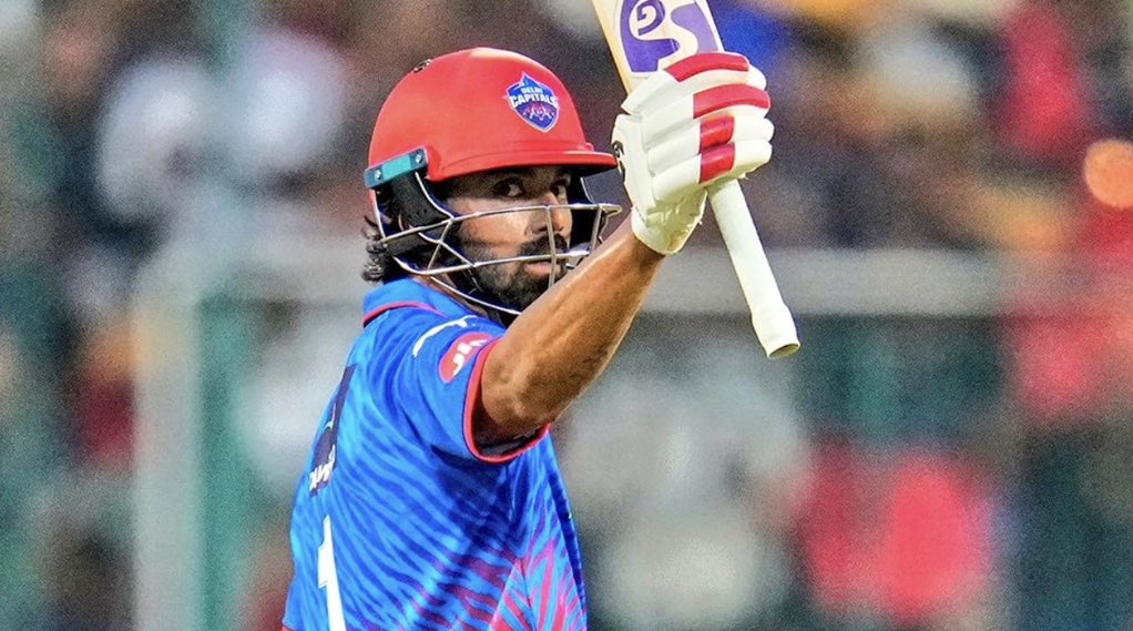 - 112 Innings.
- 4851 Runs.
- 6 Hundreds.
- 39 Fifties.
- 50.01 Average.
- 141.39 Strike Rate.
- 433 Fours.
- 203 Sixes.

KL RAHUL HAS ONE OF THE BEST STATS AS AN IPL OPENER IN HISTORY 🥶