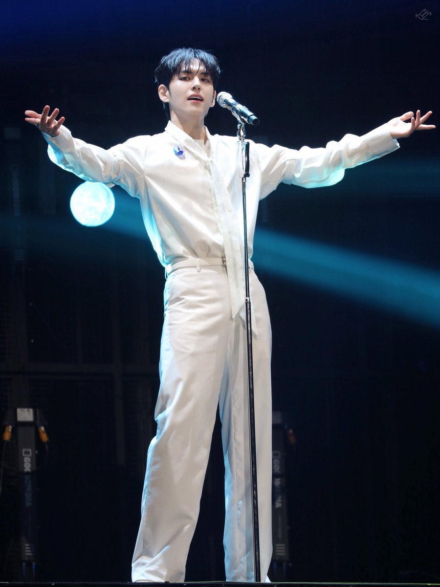 네보름 tweet media