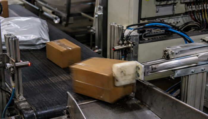 LakshmiPriya78's tweet image. Smart Industrial Automation: The Future of Fast Manufacturing Growth 📈

Smart Industrial Automation can scale production faster that reduce defects, waste, and delays.

tycoonstory.com/how-to-scale-p…

#industrialautomation #supplychain #industry40