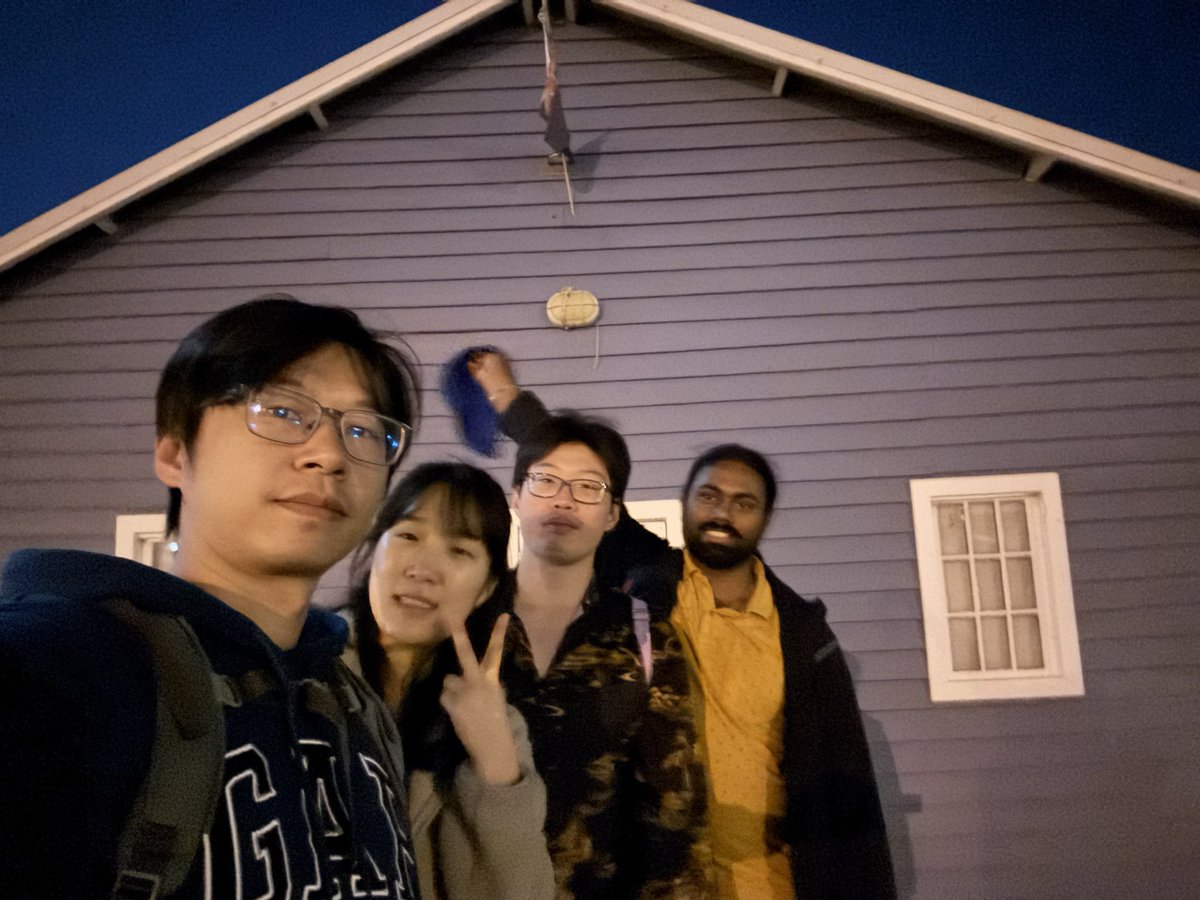 AstroRongjun tweet media