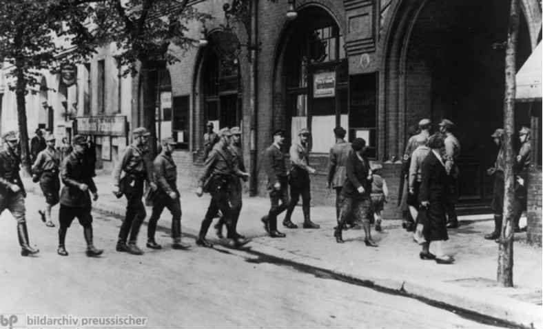 Working Class History tweet media