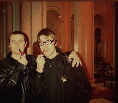 ImsoRegal's tweet image. Liam Gallagher, what dat? #LiamGallagher
