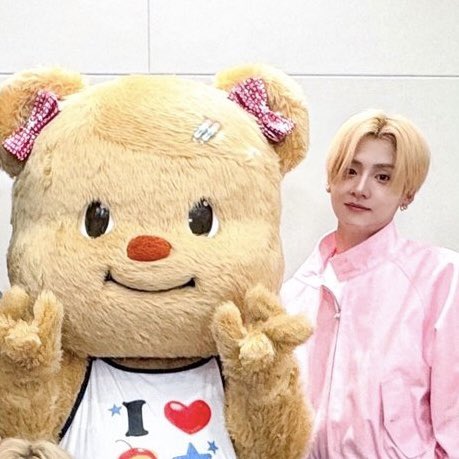 19th🍥 tweet media
