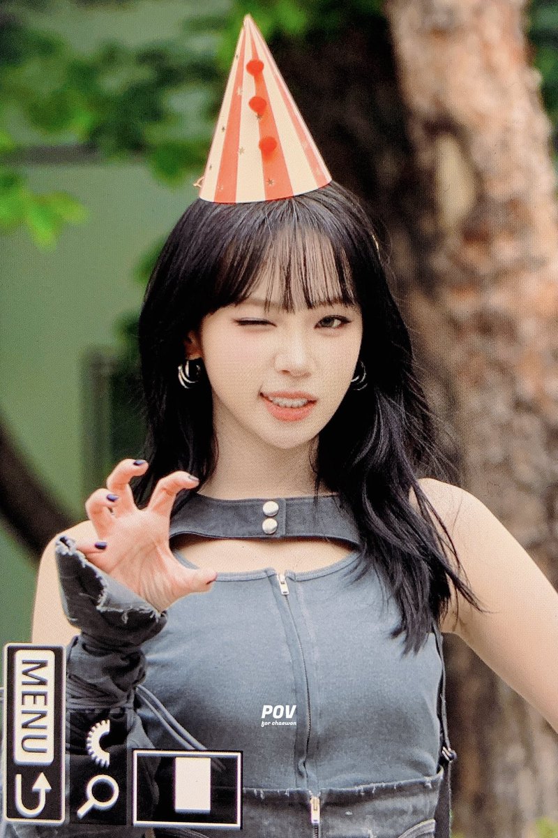 pov_cw's tweet photo. 260502 4살축하드려요🎉 #LE_SSERAFIM #르세라핌 #김채원 #채원 #CHAEWON https://t.co/sQC2jUQQbK