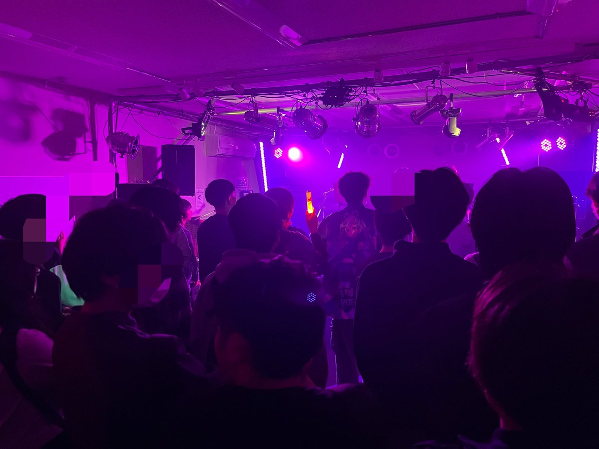 qdaivocaloid's tweet photo. 新歓始まりました！！
DJ1人目は「キンカセン」でした🔥 https://t.co/WdBmJYumA5