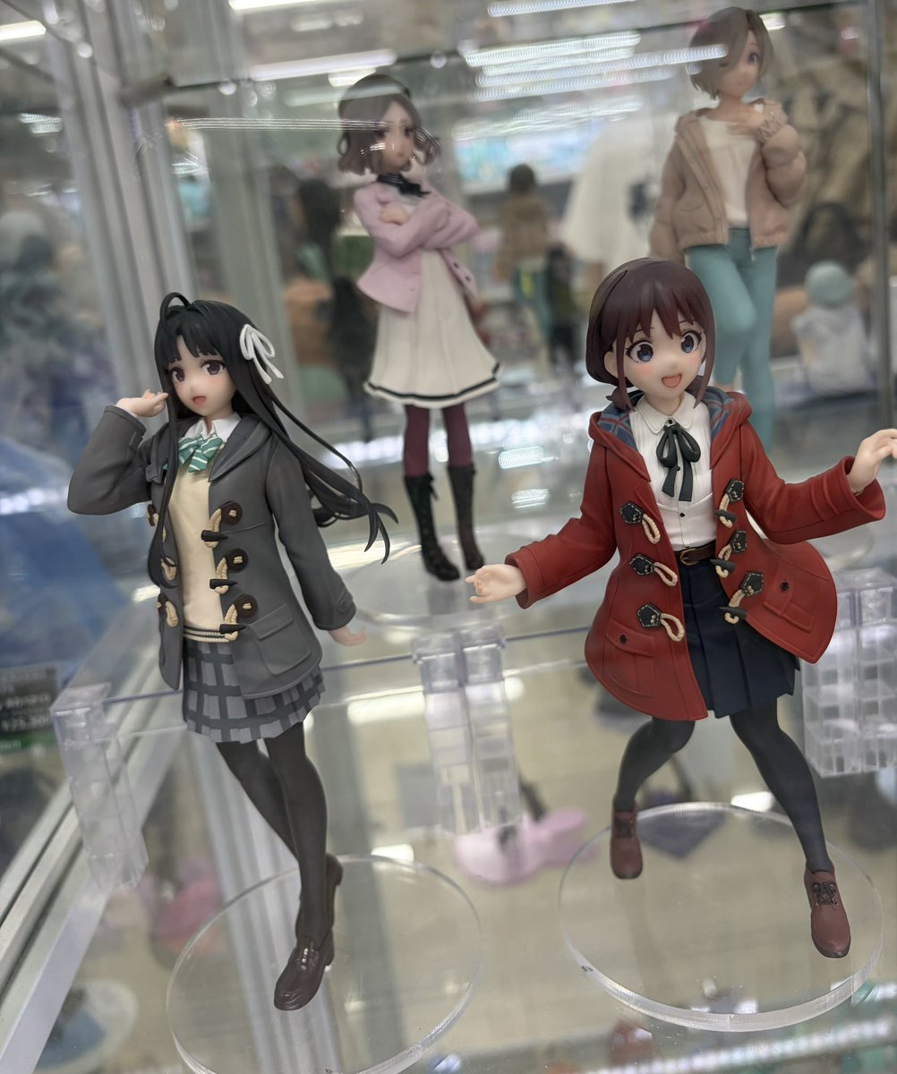 seeker_tggggg's tweet photo. 秋葉原に現物あるじゃないですか〜
これ3000円ならええよね〜 https://t.co/tG7pwMOodH