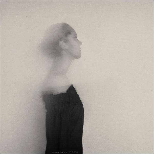 artlimitednet's tweet image. Autoportrait by Diana Bodea artlimited.net/dianabodea
#people #blackwhite #longexposurephotography #blackandwhitephoto #slowshutter #monochromatic #ambience #exposure #blackandwhitephotography #blackandwhite #curiosity #autoportrait #bwsquare #square #selfie #visiblewomen…