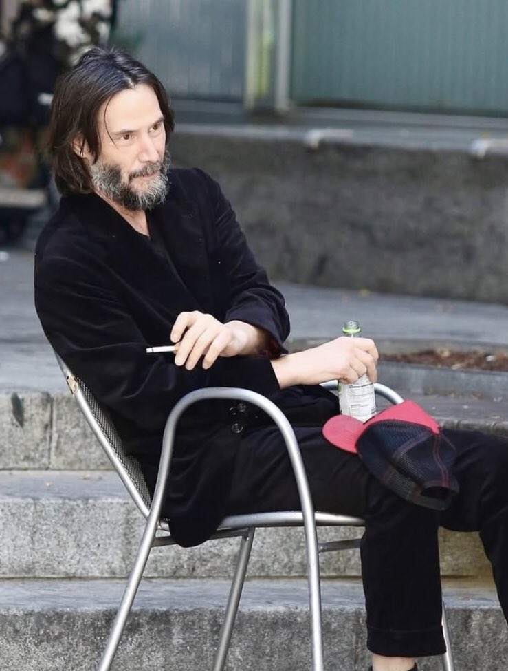 Keanu Charles Reeves tweet media