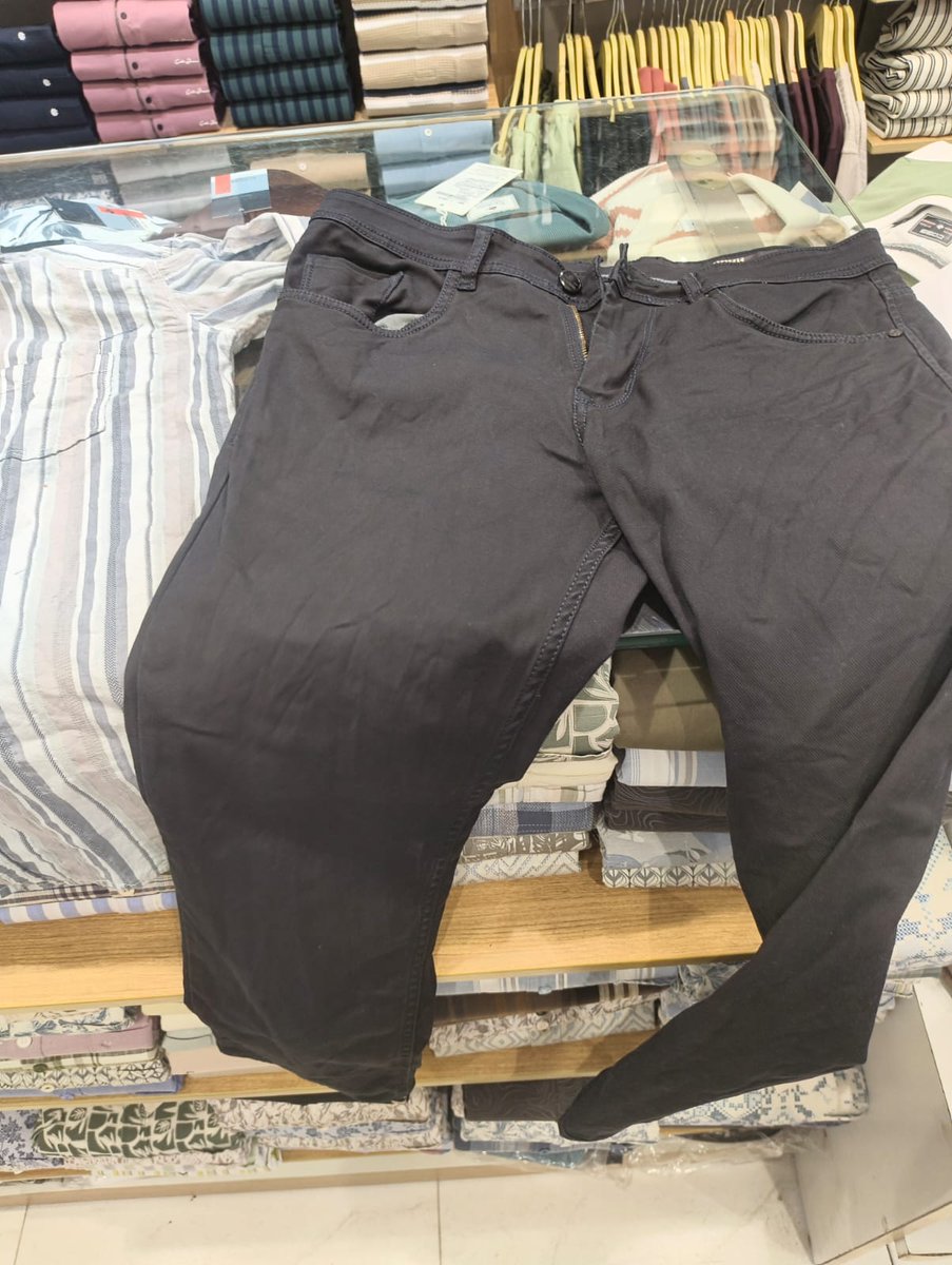 haseebbarsi's tweet photo. @apparels_c11279 
Dear  Team,
I would like to lodge a complaint regarding the poor quality of a Cobb brand trouser that I recently purchased.
Details:
- Brand: Cobb
- Item: jeans 
- Issue: Color fading/removing
- Purchase Date: month of March 
 Noida sector 18 
haseeb
8586966682 https://t.co/dn5GfzNuSX