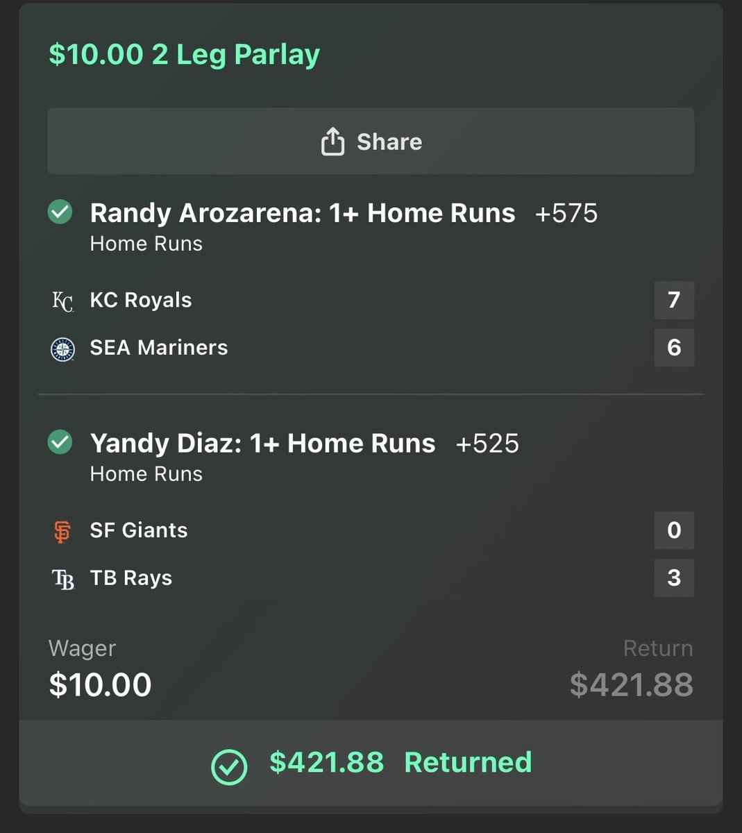 _bliq's tweet photo. lol everybody love @KasperMLB now but could’ve sworn yall was calling his data/site trash last week 😂 shoutout to you brodie https://t.co/R981QwJpeL