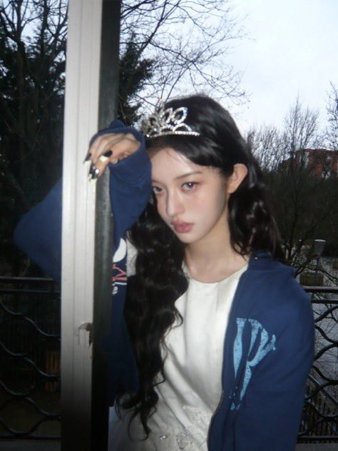 Minju France tweet media