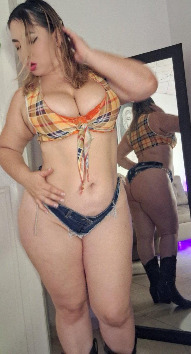 LauraBassi_00's tweet photo. Cow girl horny https://t.co/UYwCQrjoLk