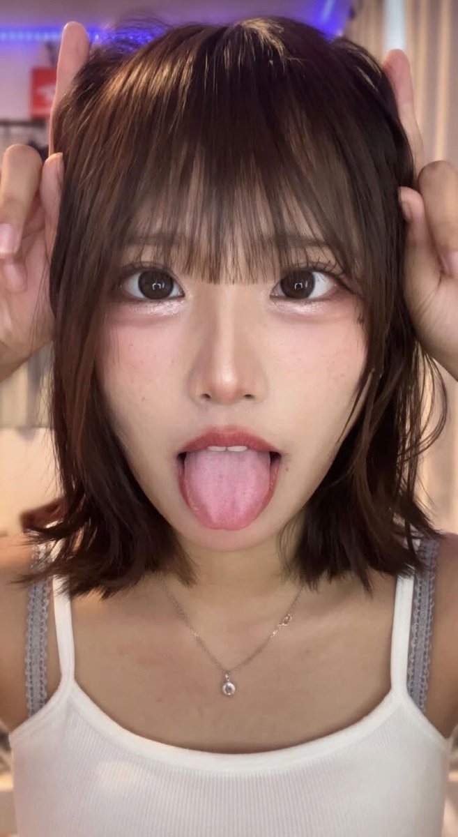 95xT3ts's tweet photo. 昼間からぁ💕負けたくてウズウズしてるそこマゾ共💕メロが搾り取ってやるからお部屋においで💕💕自分が強いって勘違いしてるクソマゾも〜💕メロの奴隷に堕としてやるよ💕💕💕 #貼り合い　#オナペ https://t.co/tRHa19iZIQ
