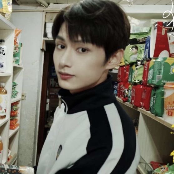 까막별 tweet media