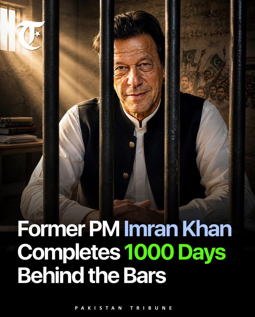 WaqasnawazMD's tweet photo. "کہ بیشمار ہوتے ہیں ایک ہزار دن "

ہر طرف یہ لکھا جارہا ہے کہ "عمران خان کی جیل میں  قید کے ایک ہزار دن"

میرے خیال میں یہ لکھنا غلط ہے - درست اصطلاح یہ ہے

اس حکومت کی  ہٹ دھرمی اور بے حسی کے ایک ہزار دن -
اس عدلیہ کی ناانصافی  اور  بے عدلی ایک ہزار دن -

اس بے لگام اسٹبلیشمنٹ کے انتقام  کے ایک ہزار دن -
بے وقعت ہونے والے آئین پاکستان کے بھیانک انجام  کے ایک ہزار دن -

اس ملک کی بارز اور وکلاء تنظیموں کی اس لاقانونیت پر مصلحت کی خاموشی کے ایک ہزار دن -
عمر رسیدہ اور کینسر زدہ یاسمین راشد کے ضعیفی اور بیماری کی فراموشی کے ایک ہزار دن -

صحافت اور اخبار کے انتقال کے ایک ہزار دن
اس استحصال پر بھی جو نہ ہوا ' اس ملال کے ایک ہزار دن

شاہ محمود قریشی کے گدا ہونے  کے ایک ہزار دن
عمر سرفراز چیمہ کہ وقت سے پہلے بوڑھا ہونے کے ایک ہزار دن -

اس قوم کی بزدلی اور ہر طرح کے حالات میں ایڈجیسٹ ہوجانے کے ایک ہزار دن -
اس یوتھ کا اپنا لیڈر بھول جانے  اور اس نسیان میں سیٹ ہوجانے کے ایک ہزار دن -

تحریک انصاف کی لیڈر شپ کا مصلحت پی کر سوجانے اور زیر لب بڑبڑانے کے ایک ہزار دن -
اتنے دنوں میں اپنی منسٹری بچانے اور کچھ بھی نہ کر پانے کے ایک ہزار دن -

ایک بھائی سے اس کی بہنوں کی جدائی کے ایک ہزار دن -
بیٹوں کیلئے ایک باپ کی عدم پدریائی  کے ایک ہزار دن -

ایک بیوی کے اپنے شوہر سے وفا کے ایک ہزار دن
محبت  اور ہمنوائی کی اس ردا کے ایک ہزار دن

شوکت خانم ہسپتال کے اپنے رہبر سے محروم ہونے کے ایک ہزار دن -
اسلاموفوبیا کے خلاف امت مسلمہ کے مقرر کو کھودینے کے ایک ہزار دن -

پاسبانوں سے بچپن کی محبت  تار تار ہونے کے ایک ہزار دن -
حواریوں اور درباریوں کے غدار ہونے  کے ایک ہزار دن -

موسمی پرندوں کے ہوا ہونے کے ایک ہزار دن
وفاداروں کے بے وفا ہونے ایک ہزار دن

لوگوں کے اپنے محسن سے بےپرواہ ہونے کے ایک ہزار دن
شہزادوں جیسی زندگی جینے والے کے فقراء ہونے ایک ہزار دن

تیرے میری بے حسی کے انبار کے ایک ہزار دن
بیکار کے ایک ہزار دن ' منجھدار کے ایک ہزار دن

ان دنوں کی گنتی کرنا ہی کیا اب تیرا  اختیار  ہے نوجوان!  ؟
اس سے آگے بڑھ ' ارے کچھ تو کر' کہ بیشمار  ہوتے ہیں ایک ہزار دن

"قلم کی جسارت وقاص نواز "

-----------------------------------------------------------
@MoeedNj @ImranRaizKhan @ImranARaja1 @soulful7867 @Aleema_KhanPK @BarristerGohar