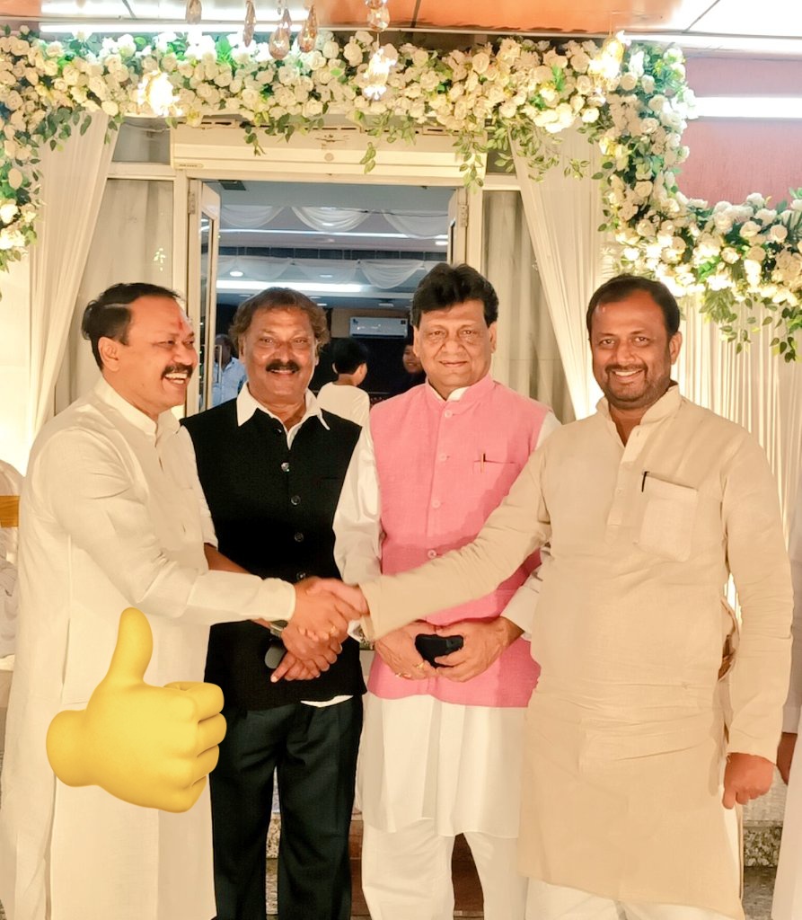 Siddhar14009954's tweet image. जिला अध्यक्ष बनने का खुशी ईश्वर ने हम लोगों से छीन लिया! सचमुच ऐसा पार्टी समर्पित नेता का असामायिक मौत बिहार में पार्टी को घोर छति! इनका व्यवहार और सरलता हम सभी को जीवन भर कचौटता रहेगा. इनका जाना पार्टी और हम सभी के लिए अपूरणीय क्षति है।भगवान आत्मा को शांति दें परिवार हिम्मत #RIP