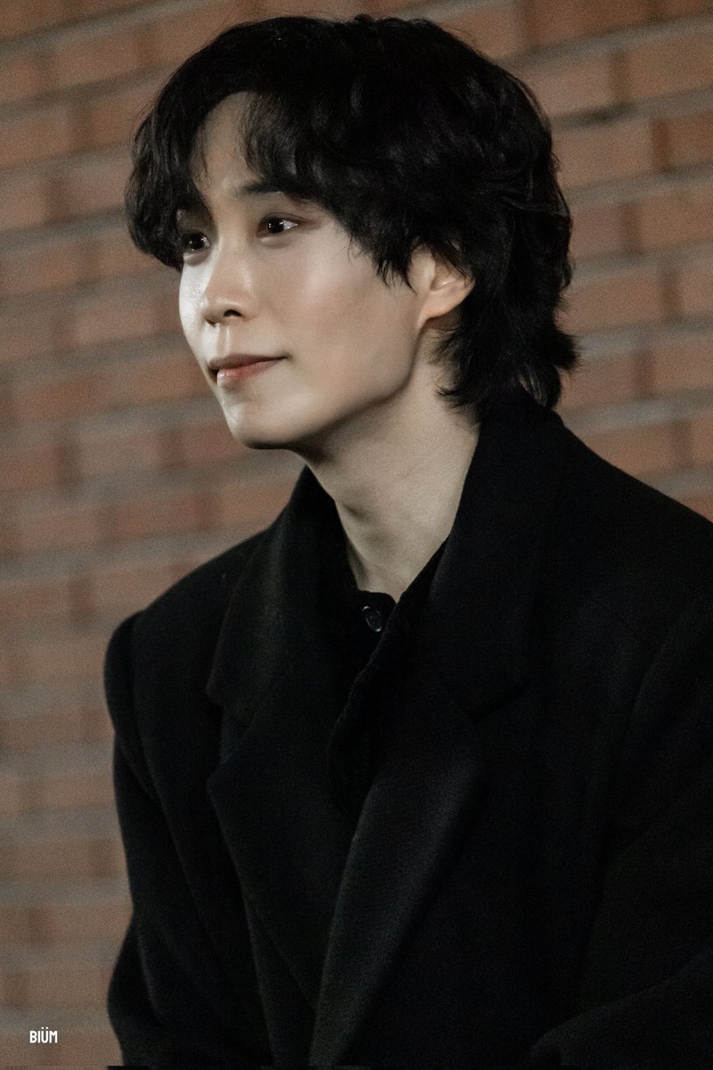 피움 tweet media