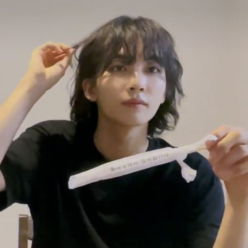 윤정한 명언봇 tweet media