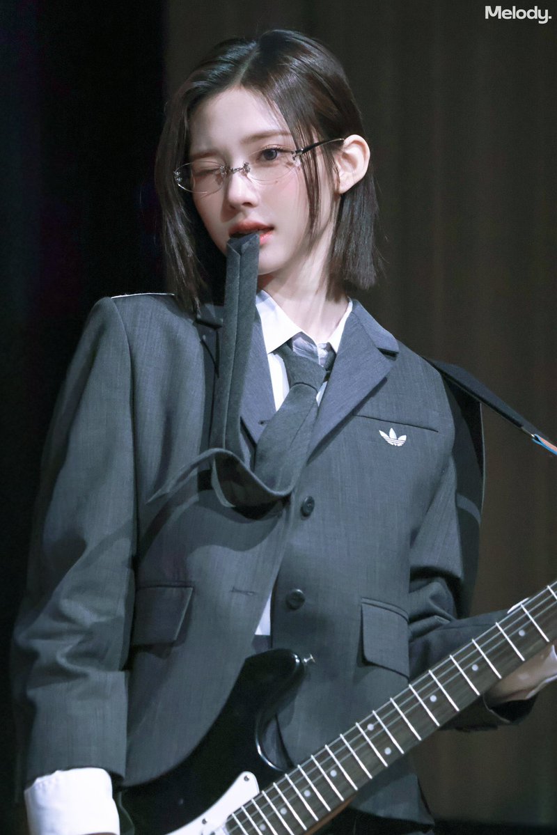 뚜리 tweet media