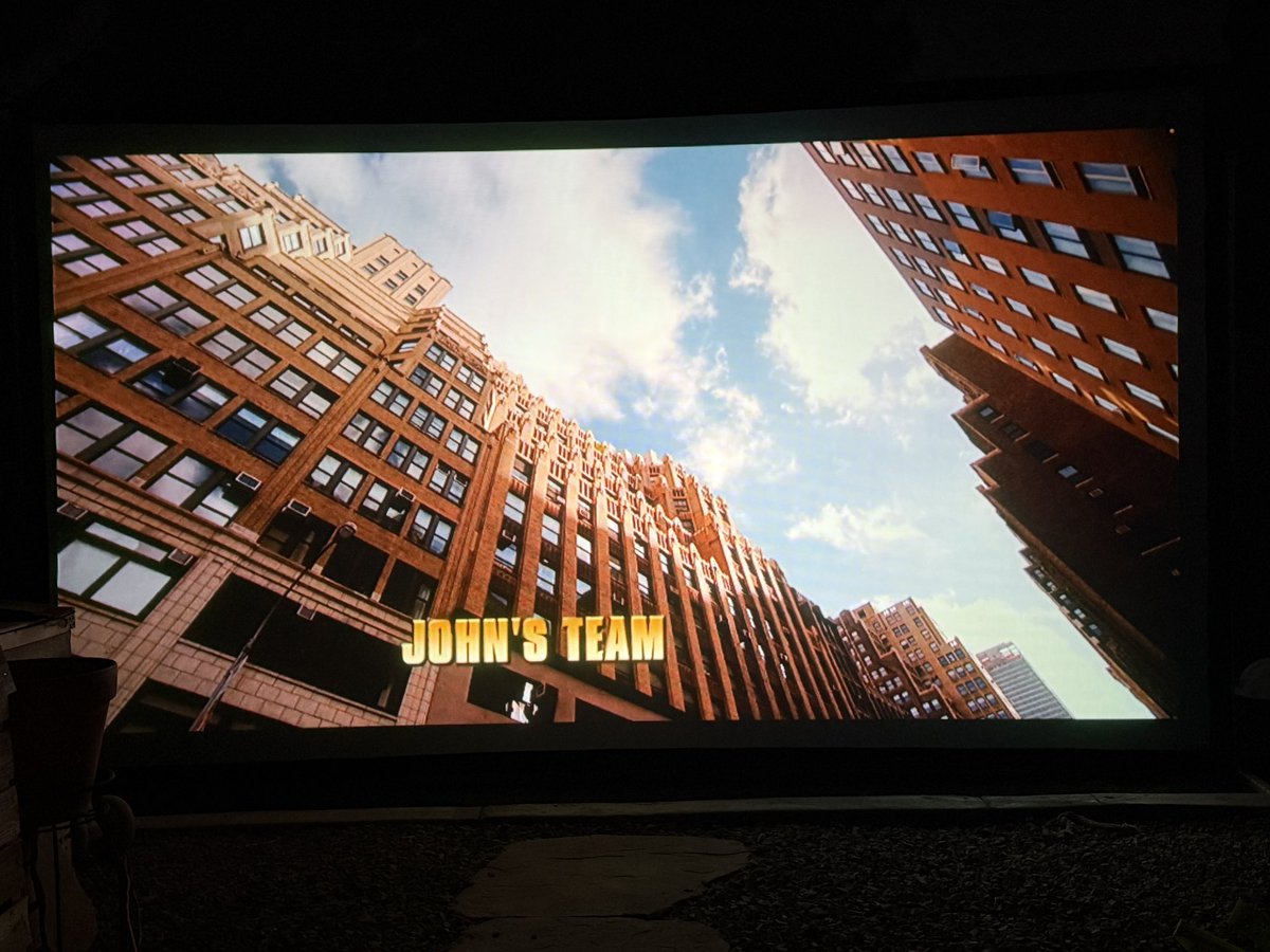 JustinMoschcau's tweet image. @CelebApprentlce projection screen at night in the #backyard
