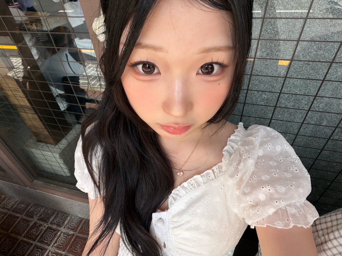 롬 tweet media