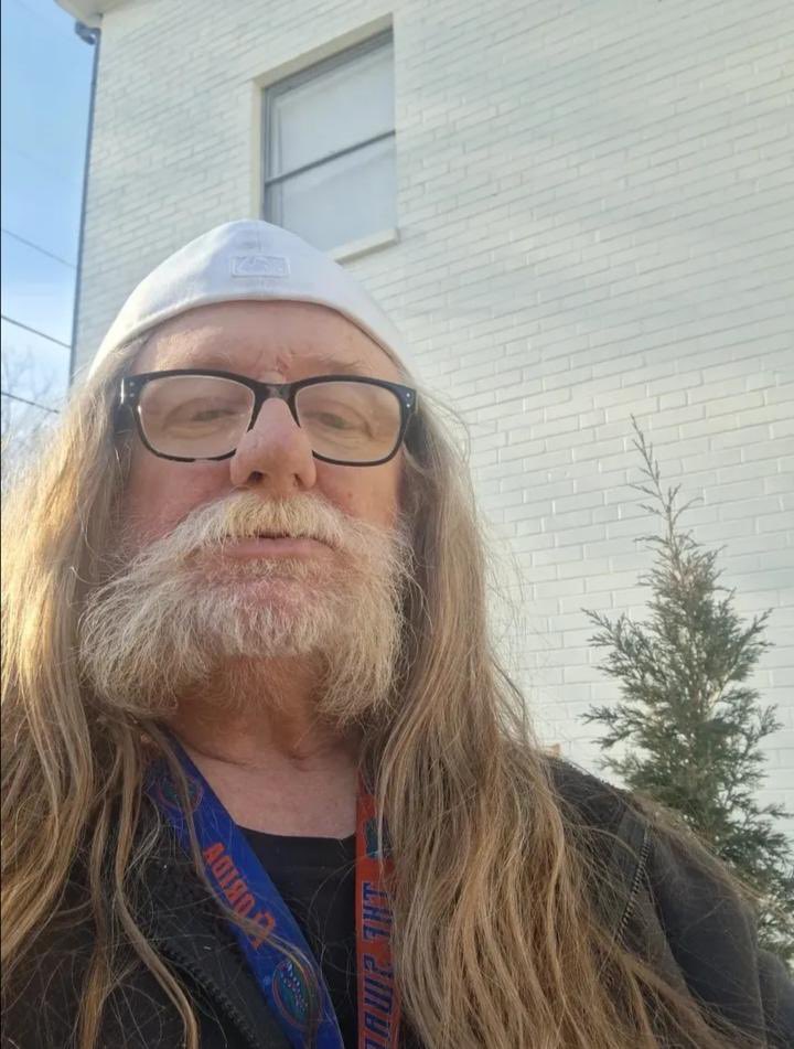 Greg tweet media