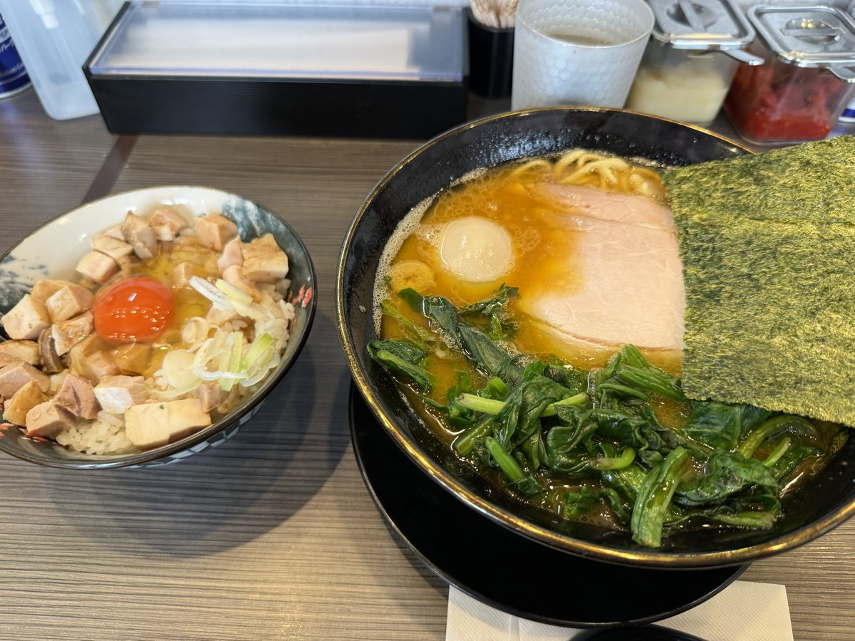 はなたか tweet media