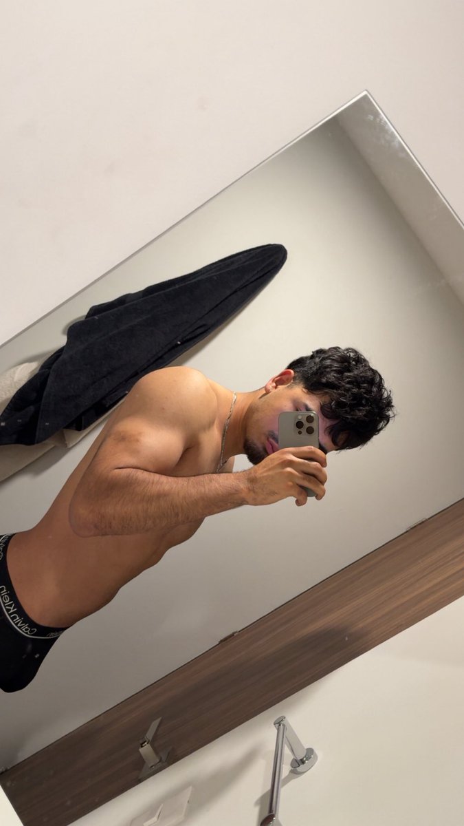 Carlospapi tweet media