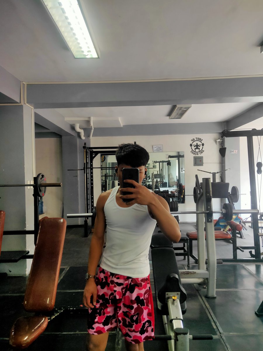 Dm sa gusto akong ihire