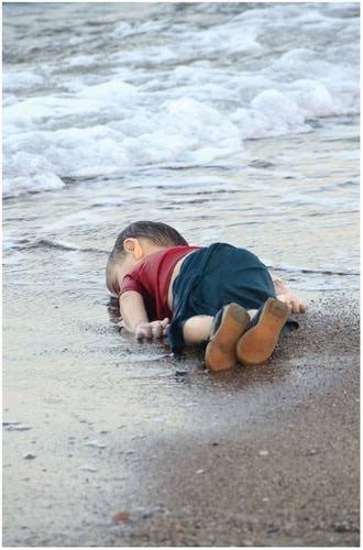 EthicalHacker__'s tweet image. #CruiseAccident #Jabalpur #MP #Accident #JabalpurCruiseAccident #Cruise 

There is no difference when a Syrian refugee kid was drawned in the sea and what happened in #Jabalpur