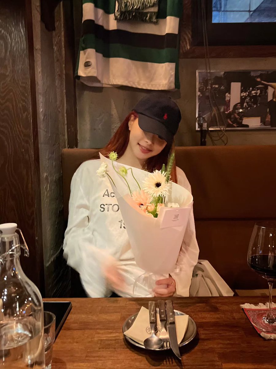 eunchae83_pics's tweet photo. Instagram Update 

#르세라핌 #홍은채 #은채 #ウンチェ
#LE_SSERAFIM #HONGEUNCHAE https://t.co/NX0YRbkIbC