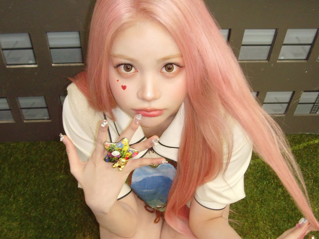 ㌧ tweet media