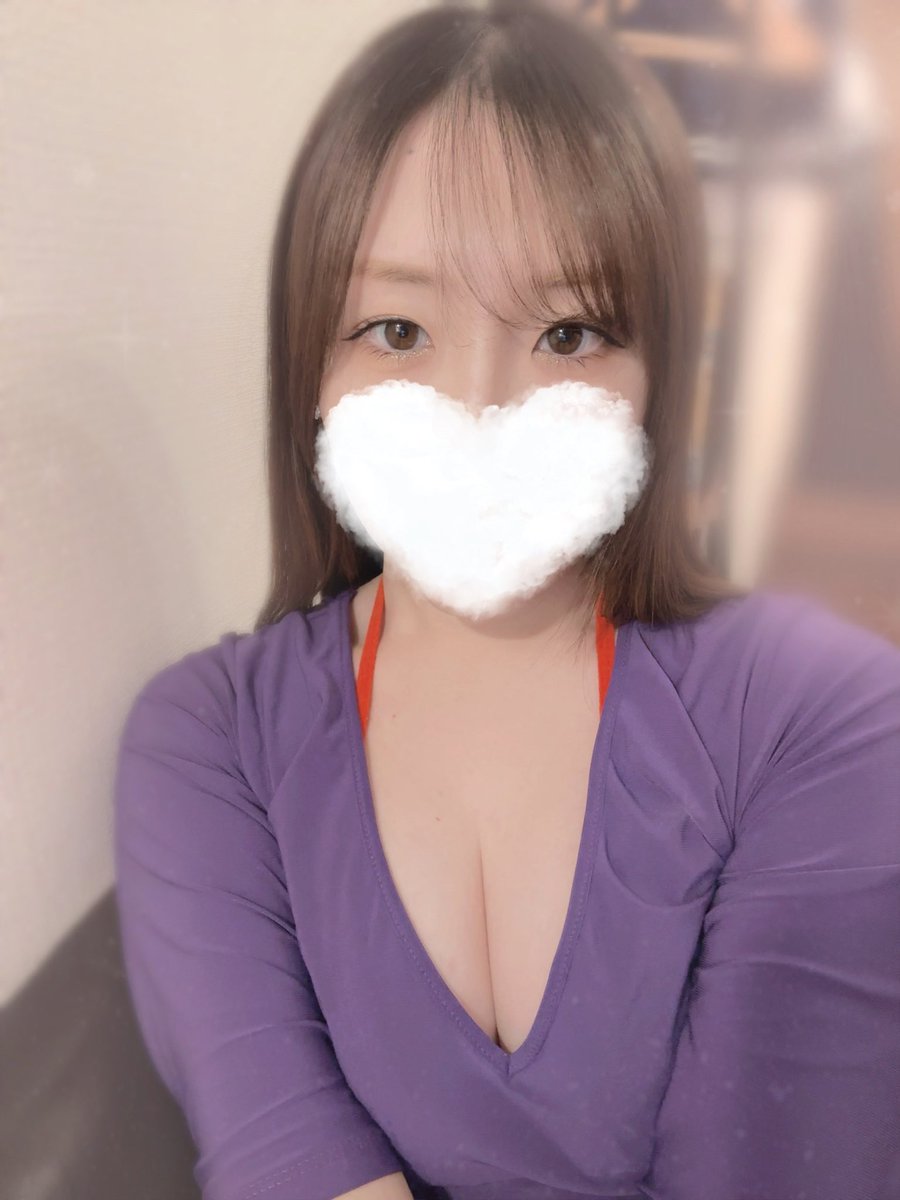 uj5a3's tweet photo. 本日予定通り14:00~お部屋にいます♡

ドMさんはおいで♪

19:00までと時間も短めなので
ご都合合うお客様は是非💞
お部屋でお待ちしております♡ https://t.co/ovO914iHad