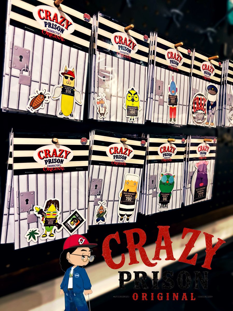v_fami_tweet's tweet photo. VFAMI活動して数年立ちましたが、
ついに、、
オリジナル自作アニメ
『CRAZYPRISON』の
初めてのGOODS
第一弾が完成‼︎
どぉ？
#マグネットシート #ハンドメイド https://t.co/8zCo61JX49