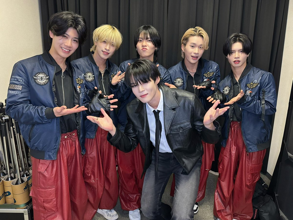 BUZZ-UP出演者の皆様と📸

THE BEAT GARDENさん　<a href="/TBG_account/">THE BEAT GARDEN(ビートガーデン)</a> 
LIM SEJUNさん　#LIMSEJUN

お写真ありがとうございました🙇

FIVESEASON 1stワンマンライブ
5/14 (木)赤羽ReNY alpha
チケットはこちらから
🎫 livepocket.jp/e/fwucn