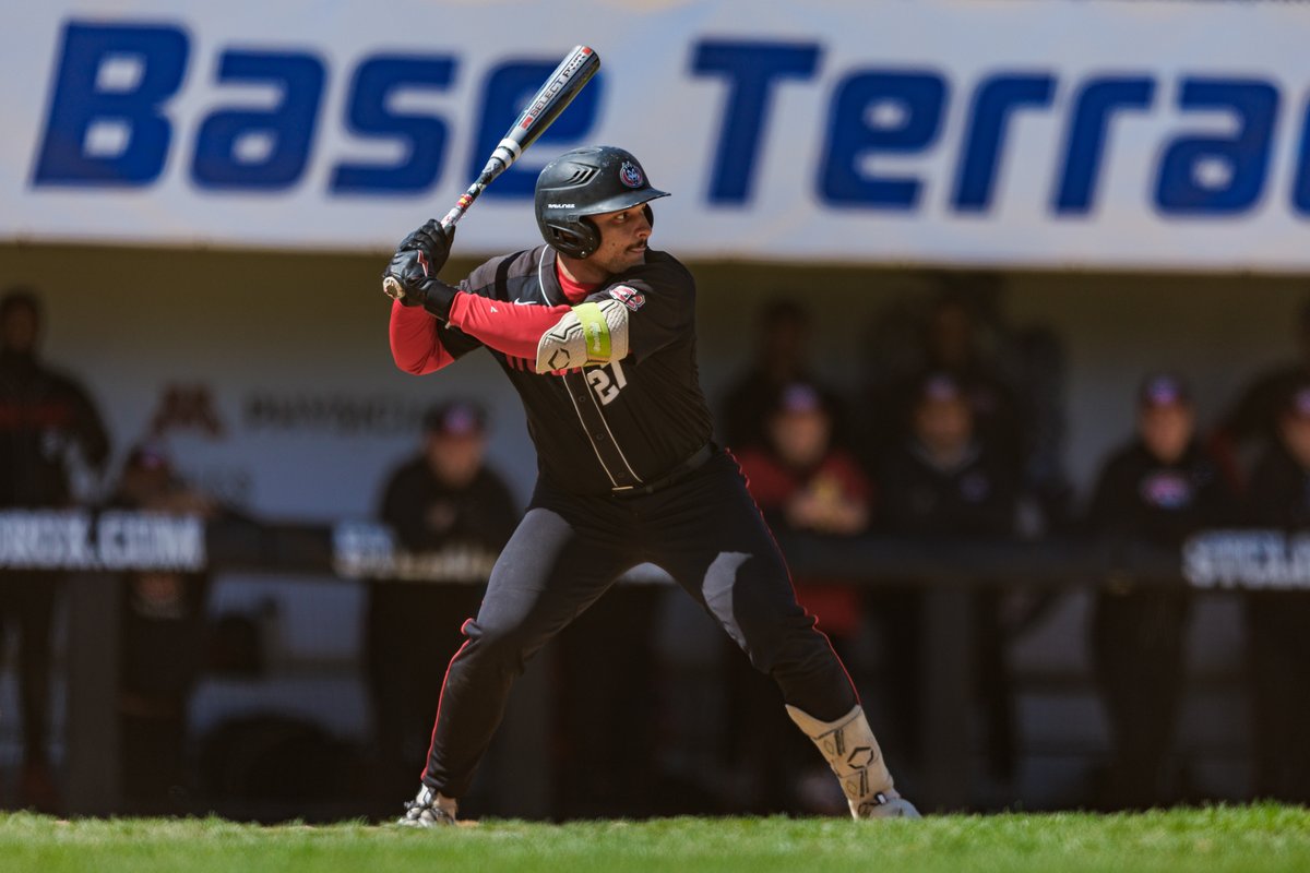 SCSUHuskies_BB's tweet photo. 𝑺𝒆𝒏𝒊𝒐𝒓 𝑺𝒑𝒐𝒕𝒍𝒊𝒈𝒉𝒕: 𝐋𝐢𝐚𝐦 𝐌𝐨𝐫𝐞𝐧𝐨

⚾️ Infielder
📍 Sun Prairie, Wis.
📊 .335, .896 OPS, 9 HR, 24 doubles, 57 RBI, 31 stolen bases
🏆 2025 All-NSIC First Team

#GoHuskies | #Huskyland ⚾️ https://t.co/vxawFcbwvh