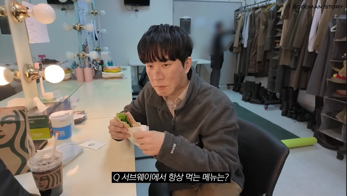 Taeyu4cut's tweet photo. 해시태그 이벤트를 진행하고 있습니다!

네컷 이벤트가 진행되는 동안 방문 후기를 아래 해시 태그와 함께 남겨주시면, 추첨을 통해 태유 배우님 pick! 터키 베이컨 아보카도를 드실 수 있도록 서브웨이 기프티콘을 드릴 예정입니다.

#문태유_데뷔_19주년
#FULL_MOON
#온_세상이_문태유로_가득해 https://t.co/qcktLk13To