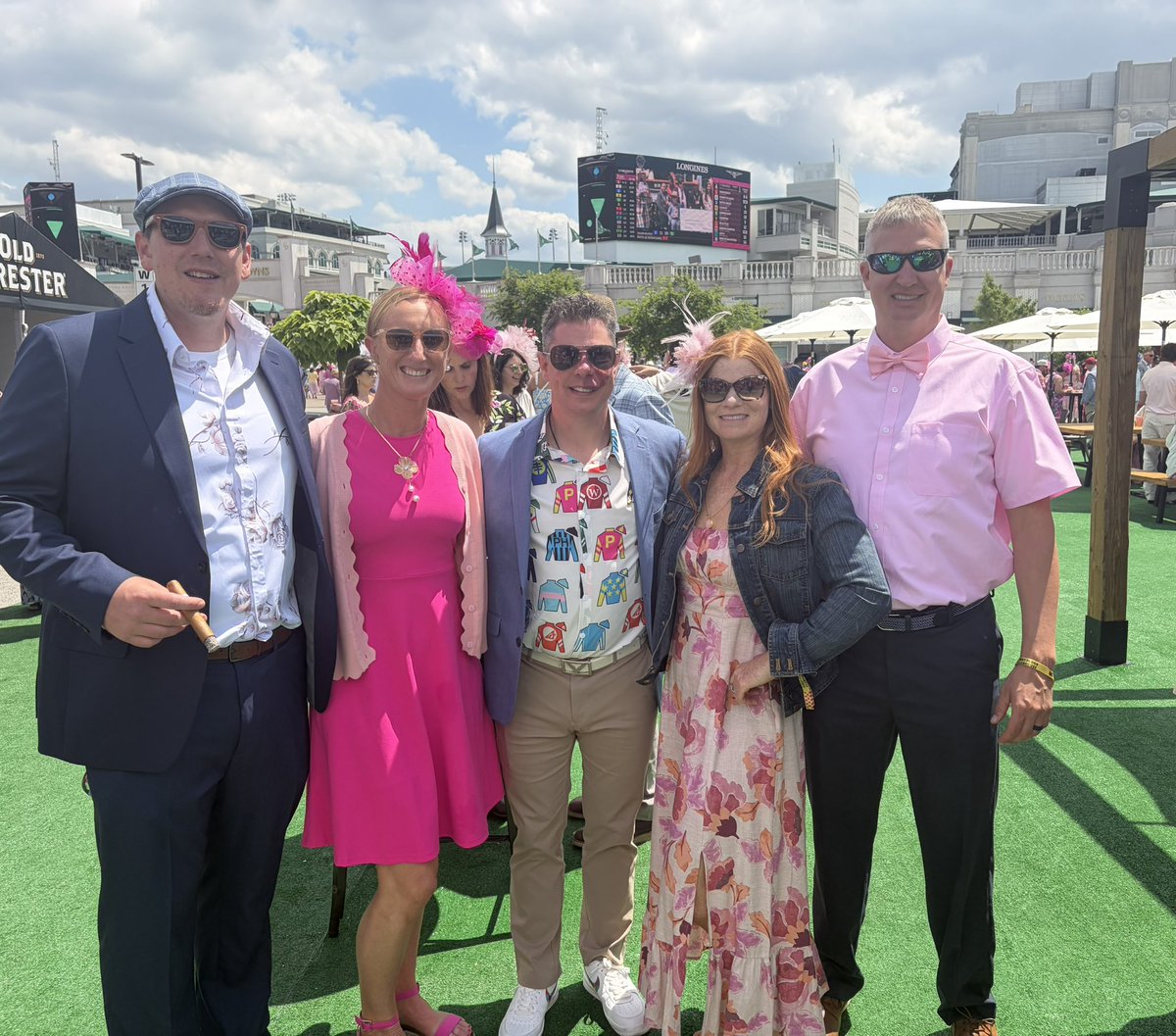 mb217's tweet photo. Go Baby Go! 🐎

Beautiful weather for Oaks Day at Churchill!

Love this time of year and the track is a blast! https://t.co/cPPNW1auT0