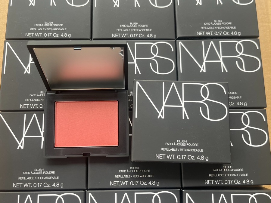 numjshop's tweet image. ✨🍒พร้อมส่ง NARS Blush 4.8g.

No. Deep Throat / Torrid / Dolce Vita
🛒 750.-

#nars #นัมสต็อค