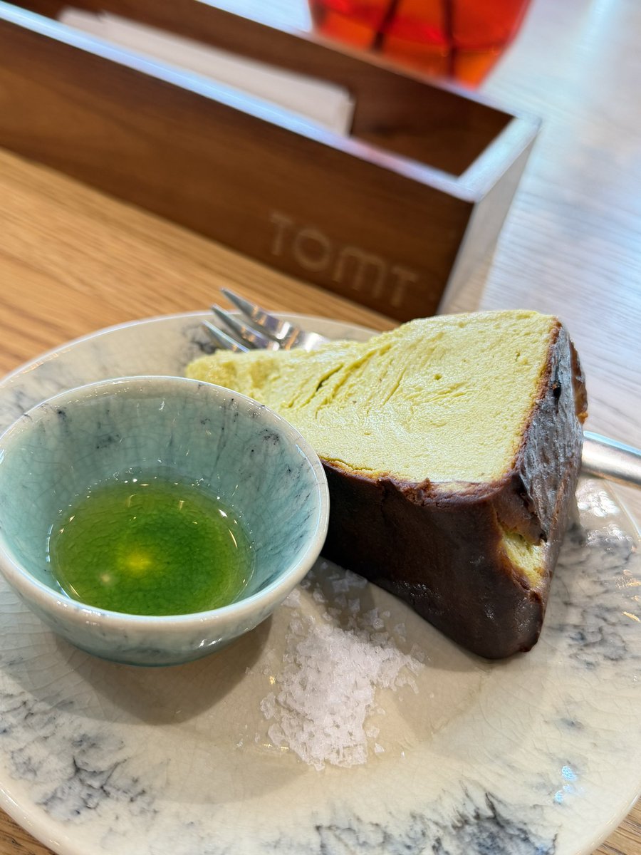 8epi2wyKHDqIJtd's tweet photo. バスクチーズケーキ🧀
オリジナルプリン🍮
デザートまでしっかり🤭
#TOMT
#CNBLUE #3LOGY
#정용화 #이정신 #강민혁 https://t.co/aOeinKaNrV