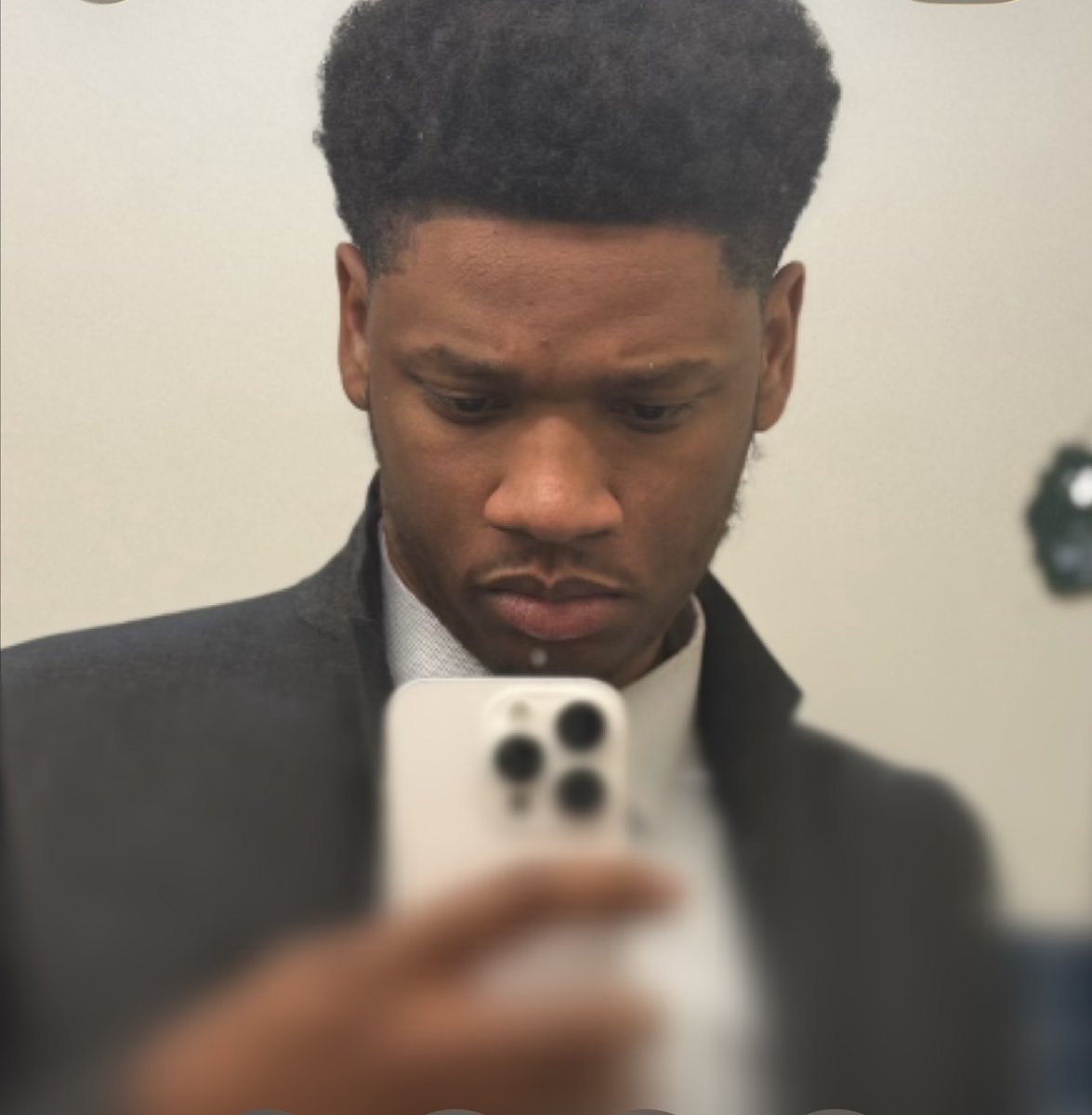 biggguy25 tweet media