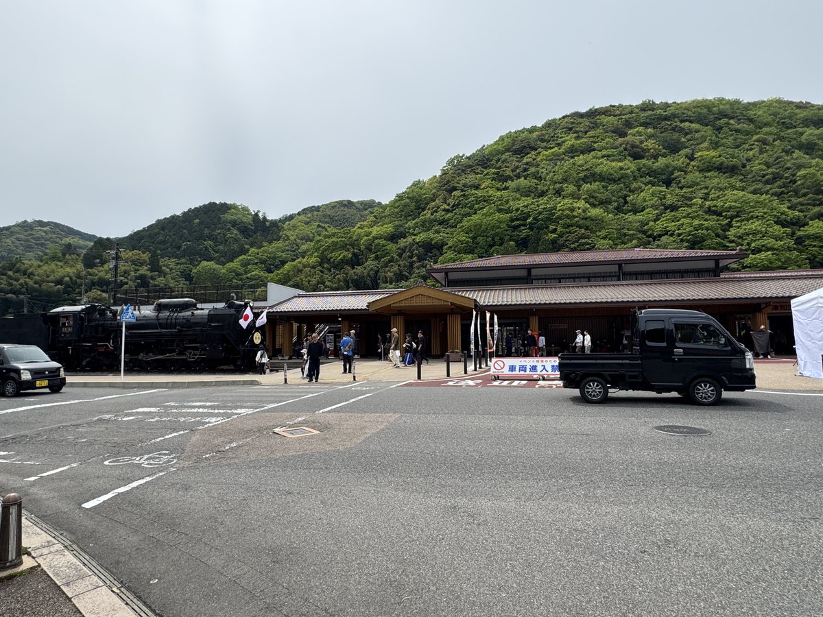 なしろ(エビフリャー🦐) tweet media