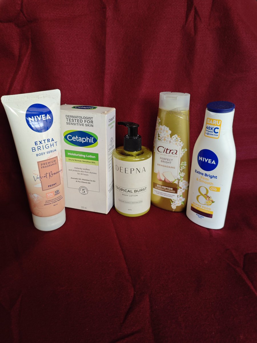 Eppellinn's tweet photo. WTS Harga Murah

Body Lotion 

Nivea Extra Bright Body Serum 180ml- 50K
Cetaphil moist Lotion 200ml- 80K
Deepna Tropical burst 250ml - 50K
Citra perfect bright bengkoang 210ml - 50K
Nivea Extra Bright firm &amp; smooth 190ml - 65K

Bisa ijo, Bisa Oren (blm include fee MP)

#forsell https://t.co/4GcOTRmINX